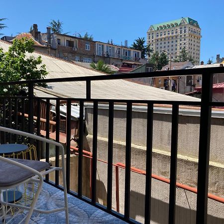 Barney'S Apartment Батумі Екстер'єр фото